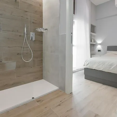 Sar Apartment *